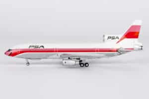 NG Models 1:400 Pacific Southwest Airlines (PSA) Lockheed L-1011 TriStar 1 N10114 (NG31038)