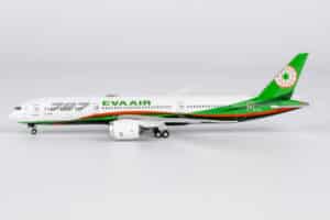 NG Models 1:400 Eva Air Boeing B787-9 Dreamliner B-17881 (NG55142)