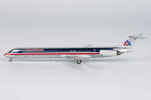NG Models 1:400 American Airlines McDonnell Douglas MD-82 N236AA (NG83008)
