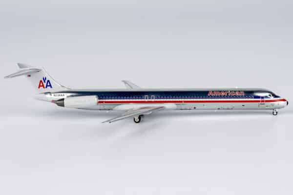 NG Models 1:400 American Airlines McDonnell Douglas MD-82 N236AA (NG83008) - Image 2
