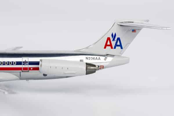 NG Models 1:400 American Airlines McDonnell Douglas MD-82 N236AA (NG83008) - Image 6