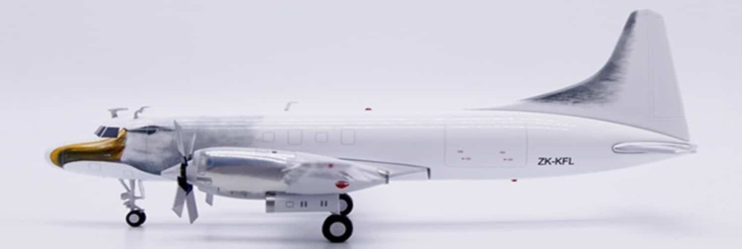 JC Wings 1:200 Air Chathams Convair CV-580(F) ZK-KFL (XX20549)