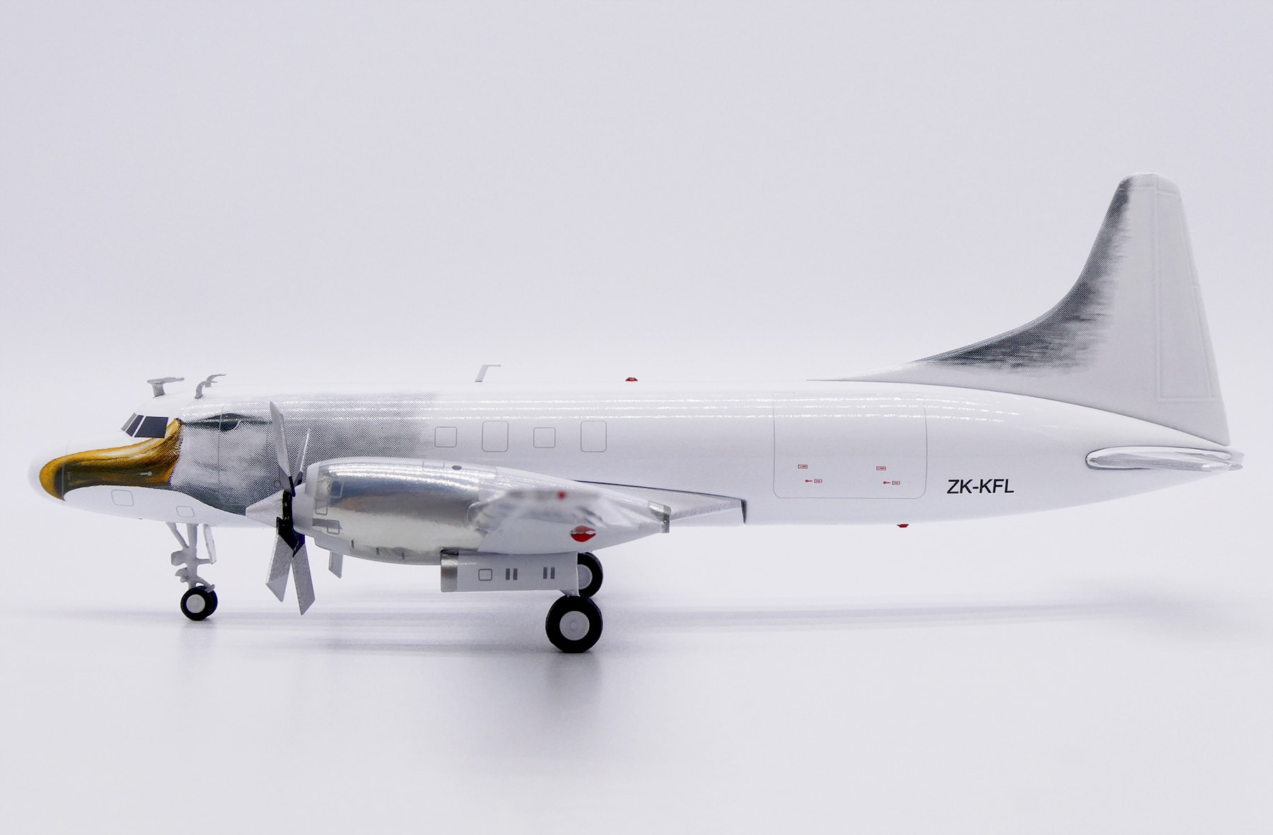 JC Wings 1:200 Air Chathams Convair CV-580(F) ZK-KFL (XX20549)