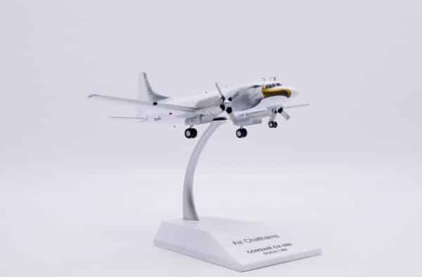 JC Wings 1:200 Air Chathams Convair CV-580(F) ZK-KFL (XX20549) - Image 4