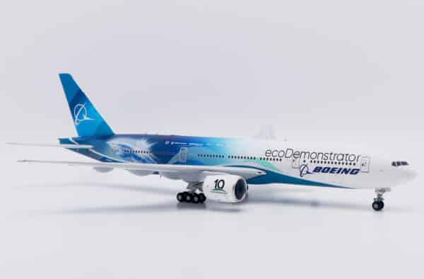 JC Wings 1:200 Boeing Aircraft Company Boeing B777-200(ER) "ecoDemonstrator - Flaps Up" N861BC (XX20559) - Image 4