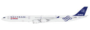 JC Wings 1:400 China Eastern Airlines Airbus A340-600 "SkyTeam" B-6053 (XX40395)