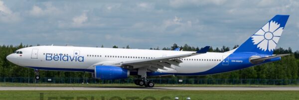JC Wings 1:400 Belavia Airbus A330-200 EW-588PD (XX40778)