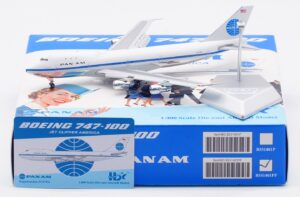 HX Models 1:400 Pan American World Airways (Pan Am) Boeing B747-100 "Clipper America - Flaps Down" N747PA (B551401PF)