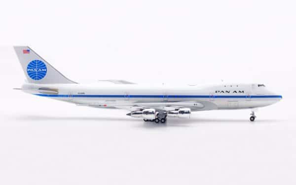 HX Models 1:400 Pan American World Airways (Pan Am) Boeing B747-100 "Clipper Constitution - Flaps Up" N735PA (B551402P) - Image 9