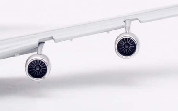 HX Models 1:400 Pan American World Airways (Pan Am) Boeing B747-100 "Clipper Constitution - Flaps Down" N735PA (B551402PF) - Image 13