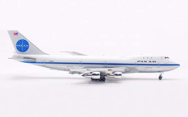 HX Models 1:400 Pan American World Airways (Pan Am) Boeing B747-100 "Clipper Constitution - Flaps Down" N735PA (B551402PF) - Image 9