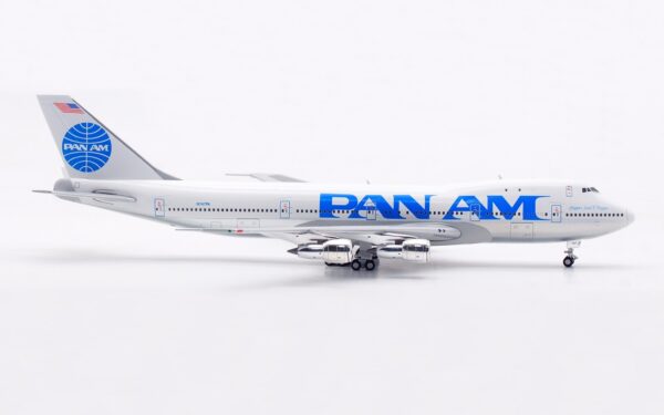 HX Models 1:400 Pan American World Airways (Pan Am) Boeing B747-100 "Clipper Juan T. Trippe - Flaps Up" N747PA (B551403P) - Image 9
