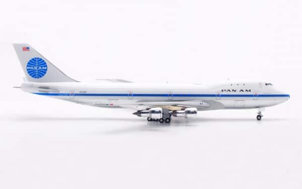 HX Models 1:400 Pan American World Airways (Pan Am) Boeing B747-100 "Clipper Storm King - Flaps Up" N747PA (B551404P) - Image 9