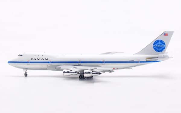 HX Models 1:400 Pan American World Airways (Pan Am) Boeing B747-100 "Clipper Young America - Flaps Down" N733PA (B551405PF) - Image 8