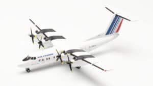 Herpa Wings 1:200 Air France (Brymon Airways) de Havilland Canada DHC-7-100 Dash 7 "Ville de Paris" G-BRYA (HE572644)