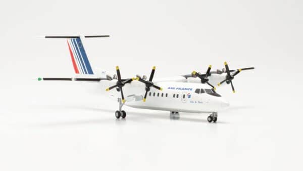 Herpa Wings 1:200 Air France (Brymon Airways) de Havilland Canada DHC-7-100 Dash 7 "Ville de Paris" G-BRYA (HE572644) - Image 5