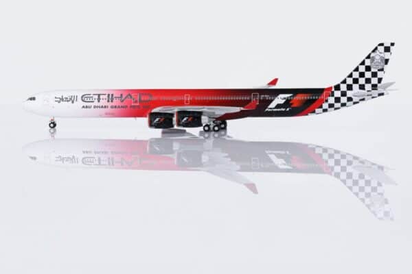 HX Models 1:400 Etihad Airways Airbus A340-600 "2011 Abu Dhabi Grand Prix - Flaps Up" A6-EHJ (HY346095)
