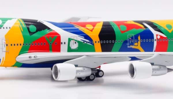 SQ Wings 1:200 South African Airways Boeing B747-300 "Ndizani - Flaps Up" ZS-SAJ (L2022) - Image 11