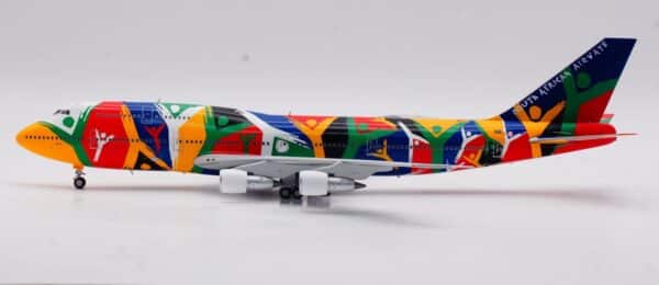 SQ Wings 1:200 South African Airways Boeing B747-300 "Ndizani - Flaps Up" ZS-SAJ (L2022) - Image 8