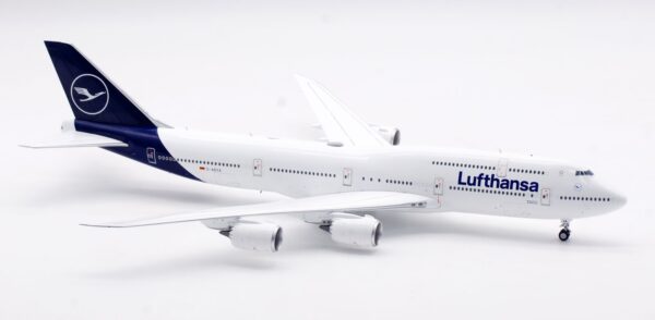 SQ Wings 1:200 Lufthansa Boeing B747-8i "Brandenburg - Flaps Up" D-ABYA (L2054) - Image 7