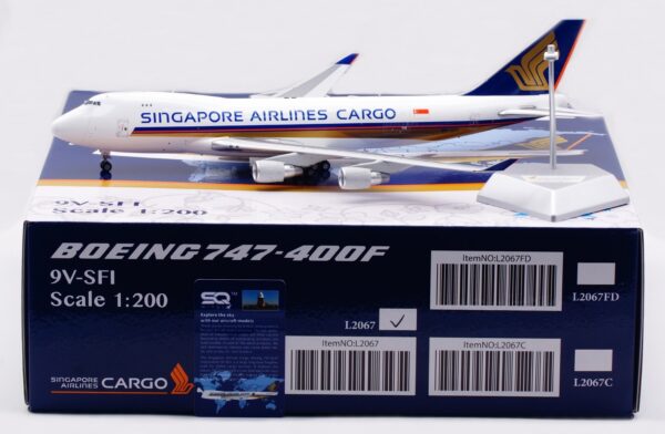 SQ Wings 1:200 Singapore Airlines Cargo Boeing B747-400F "Flaps Up" 9V-SFI (L2067)