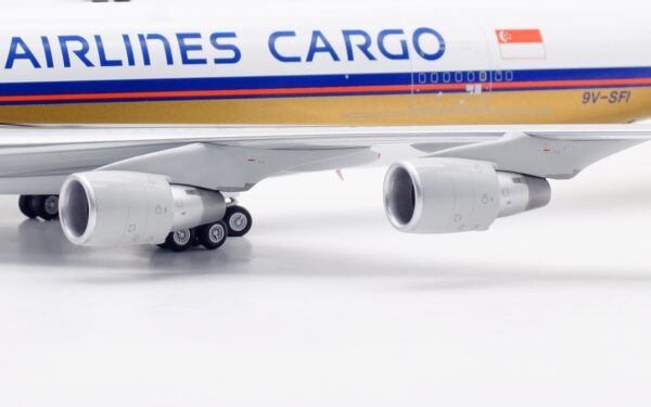 SQ Wings 1:200 Singapore Airlines Cargo Boeing B747-400F "Flaps Up" 9V-SFI (L2067) - Image 11