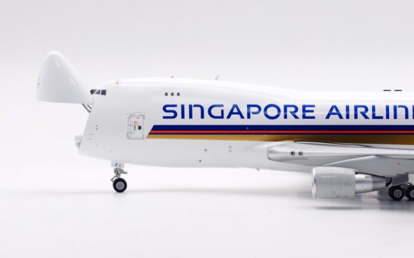 SQ Wings Interactive Series 1:200 Singapore Airlines Cargo Boeing B747-400F 9V-SFI (L2067C) - Image 11