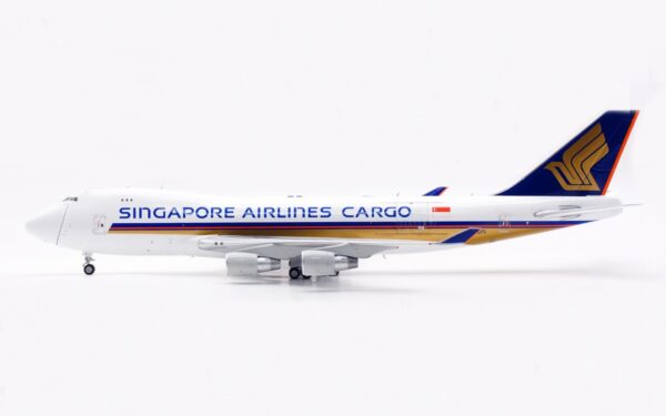 SQ Wings Interactive Series 1:200 Singapore Airlines Cargo Boeing B747-400F 9V-SFI (L2067C) - Image 16