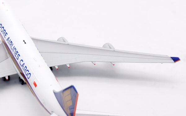 SQ Wings Interactive Series 1:200 Singapore Airlines Cargo Boeing B747-400F 9V-SFI (L2067C) - Image 21