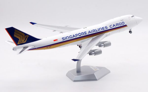 SQ Wings Interactive Series 1:200 Singapore Airlines Cargo Boeing B747-400F 9V-SFI (L2067C) - Image 5