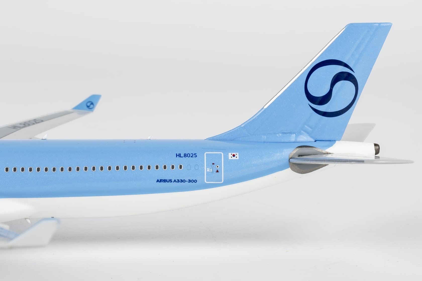 NG Models 1:400 Korean Air Airbus A330-300 HL8025 (NG62077