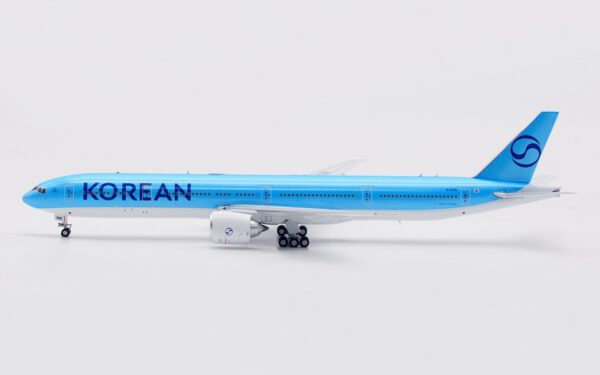 Aviation 400 1:400 Korean Air Boeing B777-300(ER) HL8008 (AV4217) - Image 5