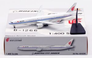 Aviation 400 1:400 Air China Boeing B777-300(ER) B-1266 (AV4296)