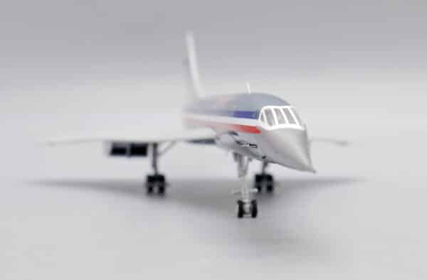 JC Wings 1:200 American Airlines Concorde 102 N191AA (FX2001) - Image 8