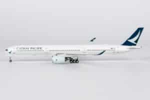 NG Models 1:400 Cathay Pacific Airbus A350-1000 XWB B-LXH (NG57019)