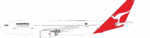InFlight 200 1:200 Qantas Airways Airbus A300B4-200 "John Forrest" VH-TAC (IF300QF1125)