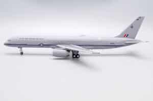 JC Wings 1:200 Royal New Zealand Air Force (RNZAF) Boeing B757-200 VIP NZ7572 (XX20099)