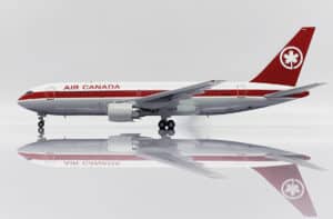 JC Wings 1:200 Air Canada Boeing B767-200(ER) C-GAUB (XX20225)