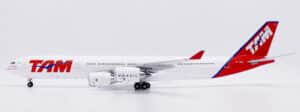 JC Wings 1:200 TAM Linhas Aereas Airbus A340-500 PT-MSL (XX20682)