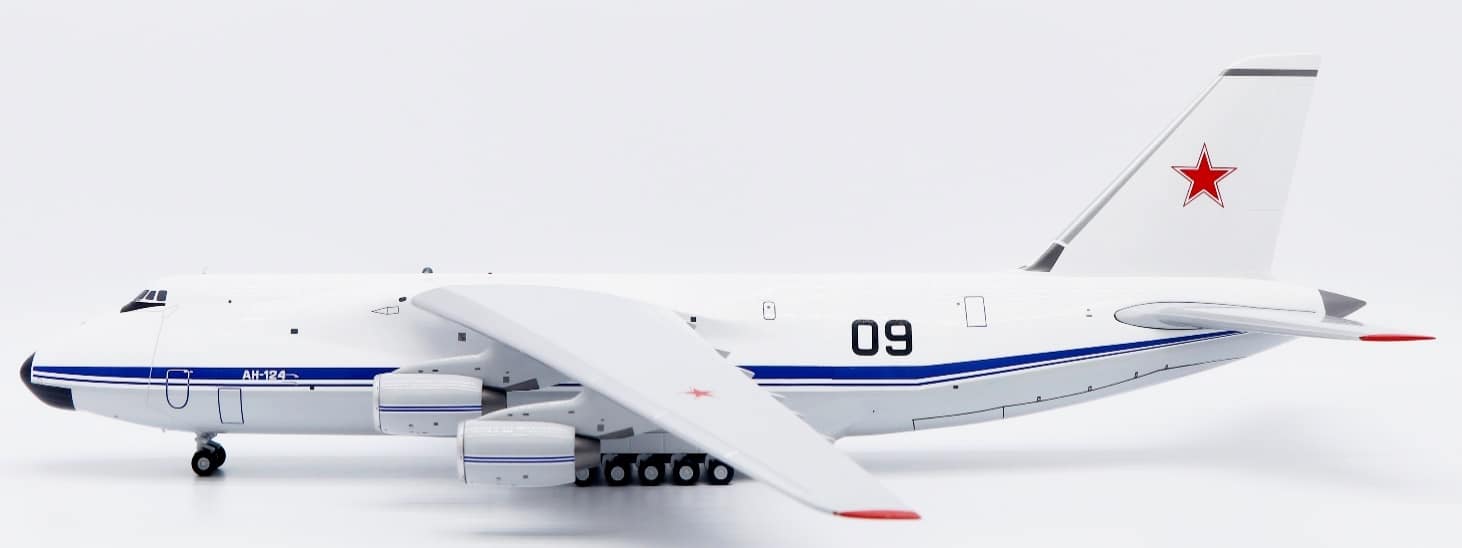 JC Wings 1:200 Russian Air Force Antonov An-124 09 (XX20702)