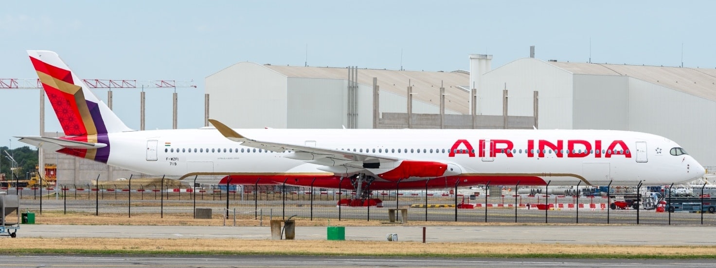 JC Wings 1:200 Air India Airbus A350-900 XWB "Flaps Down" VT-JRO (XX20832A)