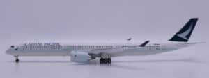 JC Wings 1:400 Cathay Pacific Airbus A350-1000 XWB "Flaps Up" B-LXN (SA4048)