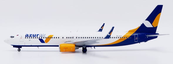 JC Wings 1:200 Azur Air Boeing B737-900(ER)w VQ-BYO (XX20613)
