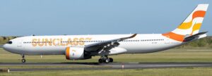Aviation 400 1:400 Sunclass Airlines Airbus A330-900neo OY-VKP (AV4415)