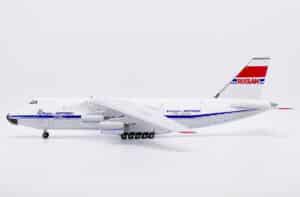 JC Wings 1:200 AirFoyle (Antonov Airlines) Antonov An-124-100 CCCP-82008 (XX20698)