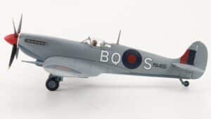 Hobby Master 1:48 Royal Australian Air Force (RAAF) Supermarine Spitfire Mk. IX, 451 Sqn., MA466 / BQ-S (HA8328)