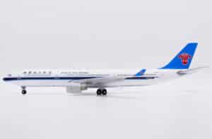 JC Wings 1:200 China Southern Airlines Airbus A330-300 B-5959 (LH2478)