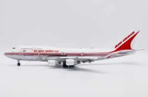 JC Wings 1:200 Air India Boeing B747-400 "Ajanta - Flaps Down" VT-ESP (XX20203A)