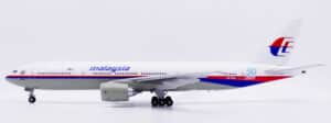 JC Wings 1:200 Malaysia Airlines Boeing B777-200(ER) 9M-MRA (KJ-B772-089)