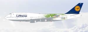 SQ Wings 1:200 Lufthansa Boeing B747-400 "Hannover Expo 2000 - Flaps Down" D-ABVK (L2185FD)